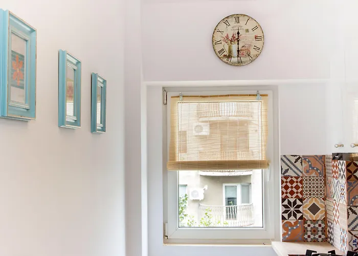 Sector 4 - Motru 75 By Mrg * ブカレスト