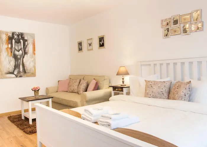 Apartamento Sector 4 - Motru 75 By Mrg *