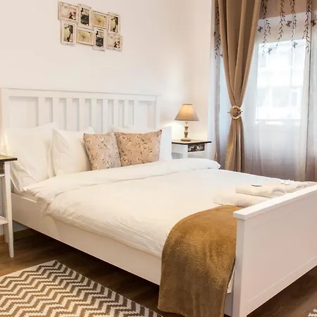 Appartamento Sector 4 - Motru 75 By Mrg *