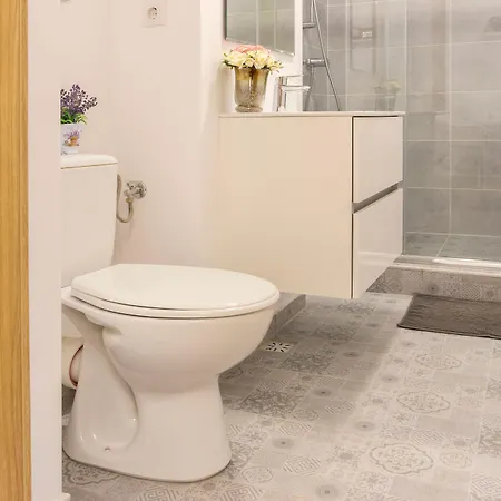 Apartament Sector 4 - Motru 75 By Mrg