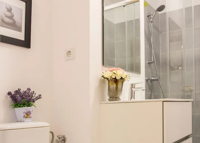 Sector 4 - Motru 75 By Mrg 布加勒斯特