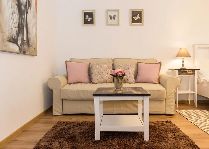 公寓 Sector 4 - Motru 75 By Mrg 布加勒斯特